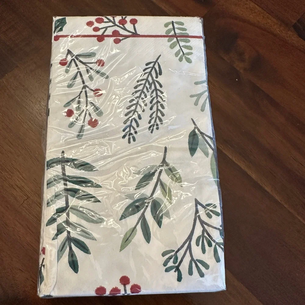 Lenox Wondershop Guest Towels Holiday Nouveau Christmas Napkins Paper 2 Packs